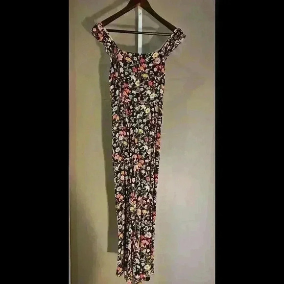 Floral Off-Shoulder Jumpsuit with Tie Waist - Picture 3 of 7